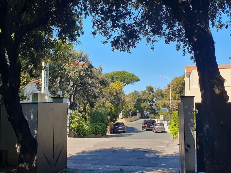 Lecci Al Mare Apartment
